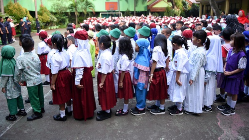 Sekolah di Jakarta Buka Juli dan Keadaan Anak-Anak Indonesia Bagian Timur